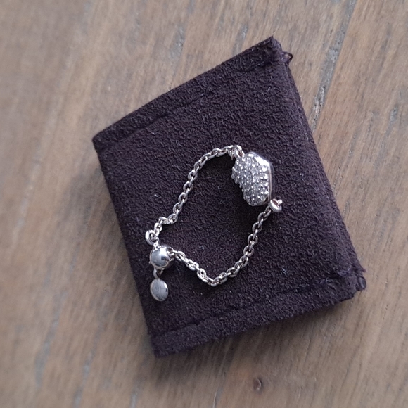 Monica Vinader Nura Heart chain ring